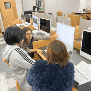 Students at FAFSA event